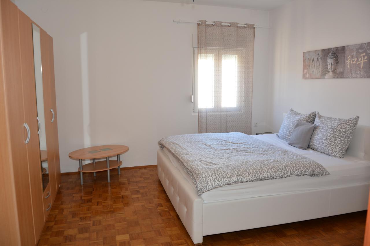 Appartement Taris à Senj  Extérieur photo